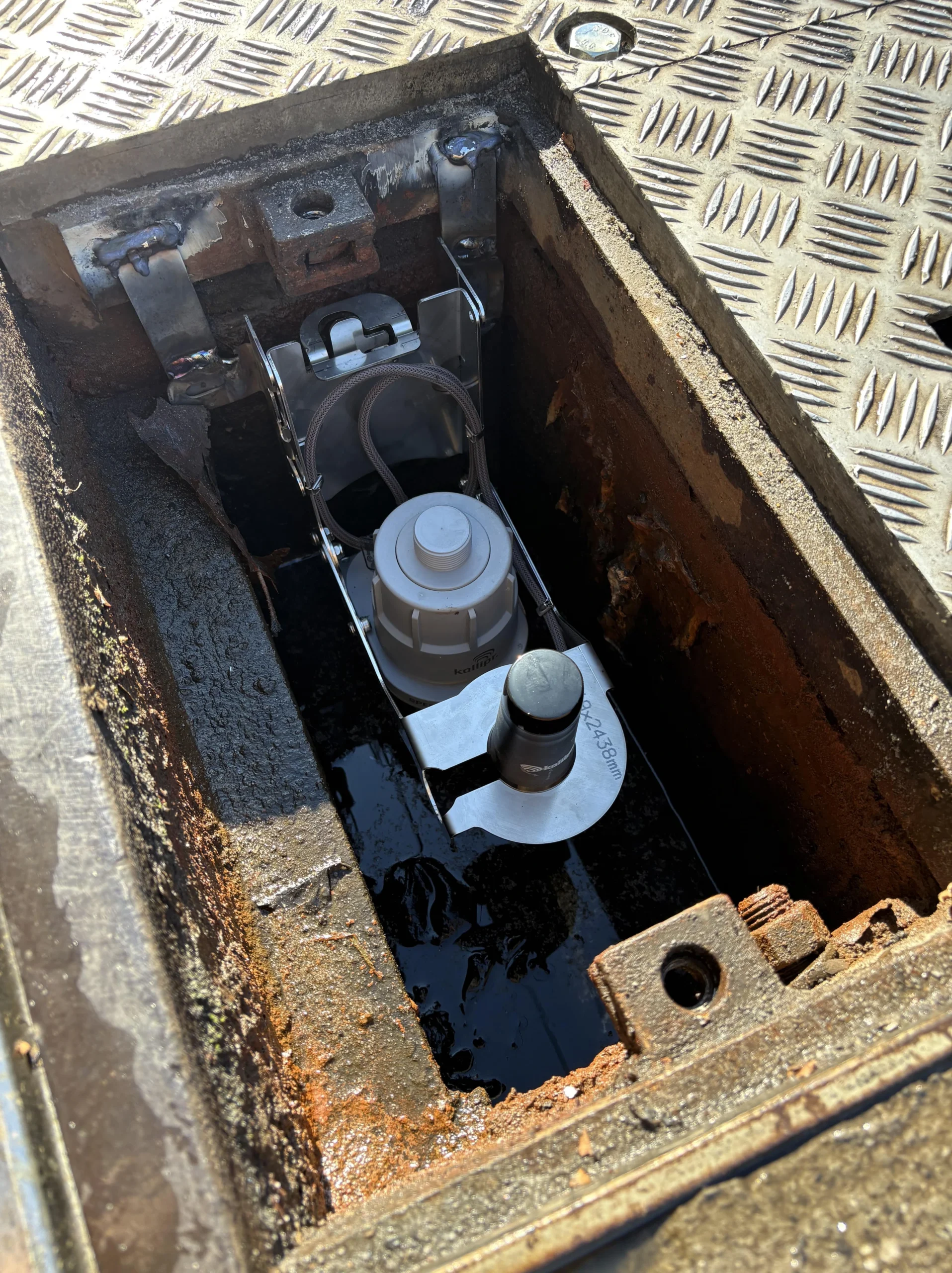 Spectra data logger monitoring a flooded pit