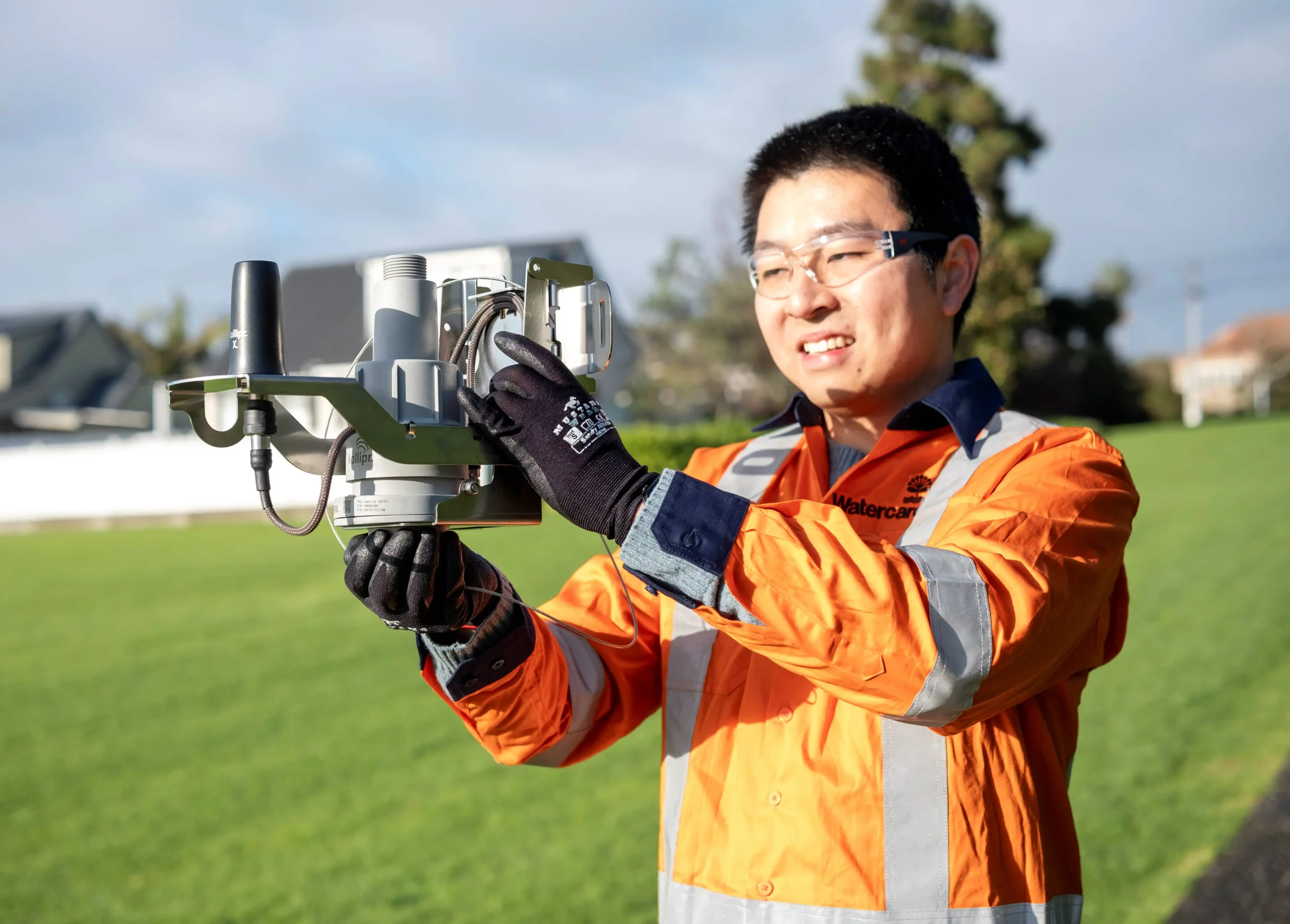 Watercare technical looks at the Kallipr sewer level monitoring solution